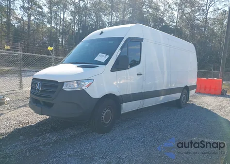 2019 Mercedes-Benz Sprinter 2500 High Roof V6 from USA, damaged, VIN WD4PF1CD3KT002205